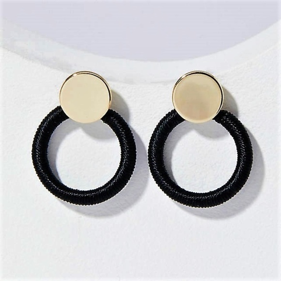 LOFT Jewelry - LOFT thread wrapped ring earrings black NEW